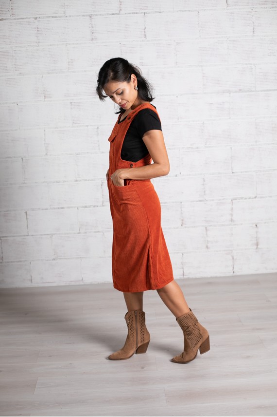 Vestido Peto pana aterciopelado