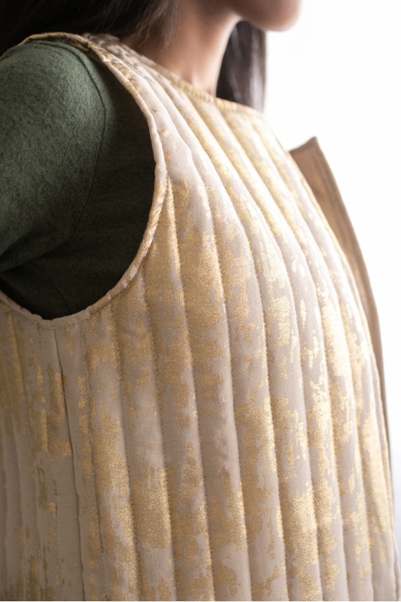 Chaleco Acolchado Galaxy Gold Beige Chaleco Acolchado Galaxy Gold Beige