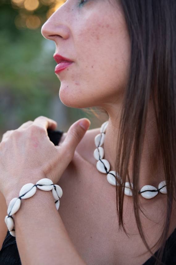 Collar Cuentas Cauri Vetusta Espíritu del Mar