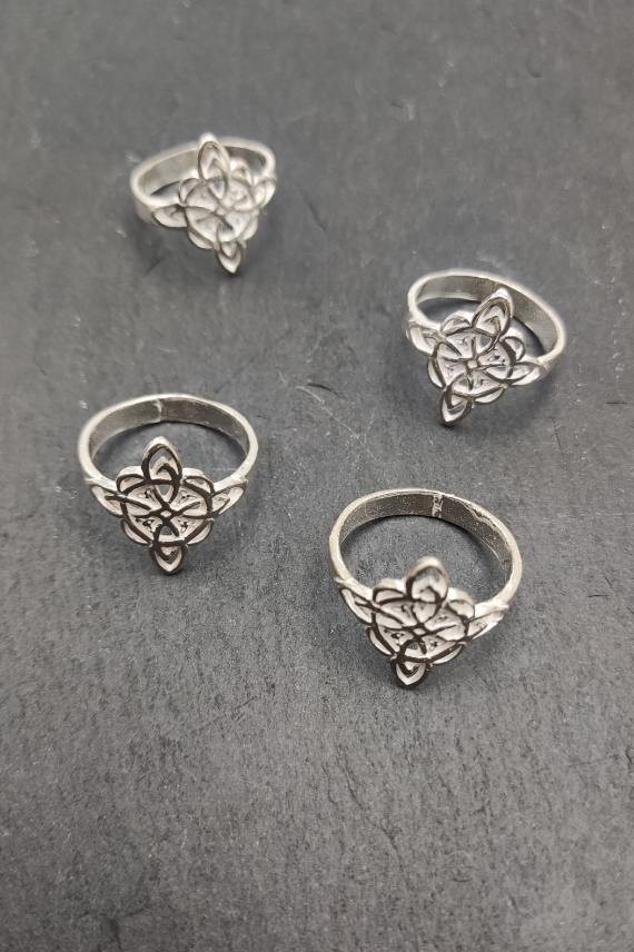 Anillo plata Nudo de brujas