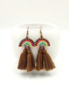 Pendientes Largos Medialuna Bordada Pompones