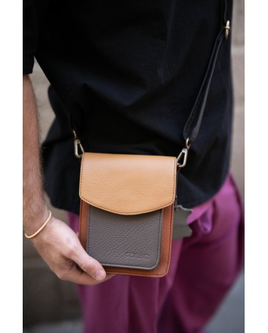 Bolso Brad unisex Sling by Soruka Camel