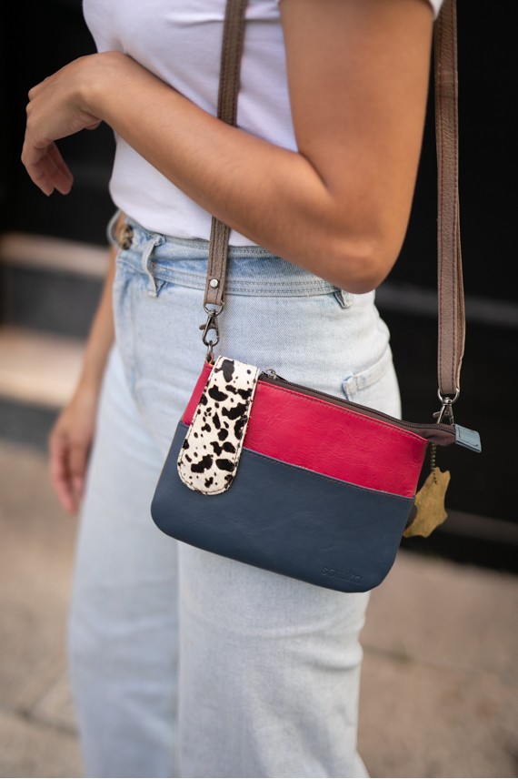 Bolso Fátima Crossbody marino by Soruka Bolso Fátima Crossbody marino by Soruka