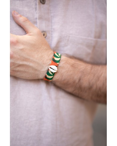 Pulsera Cuero Forrada Tela Wax Africana Concha Cauri Kenema