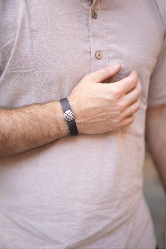 Pulsera cuero Nudo celta Kennitt