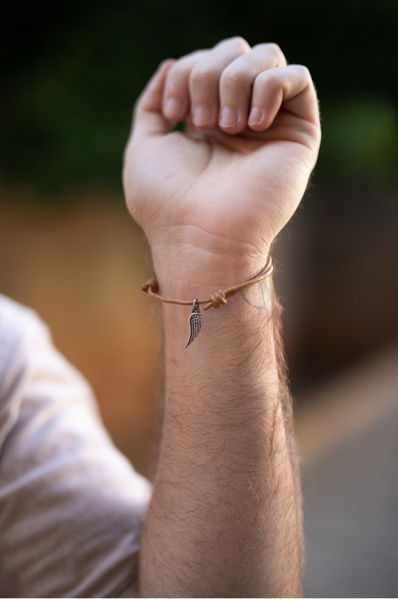 Pulsera Cordón Cuero Nudo Pluma