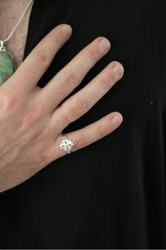 Anillo plata Nudo de brujas