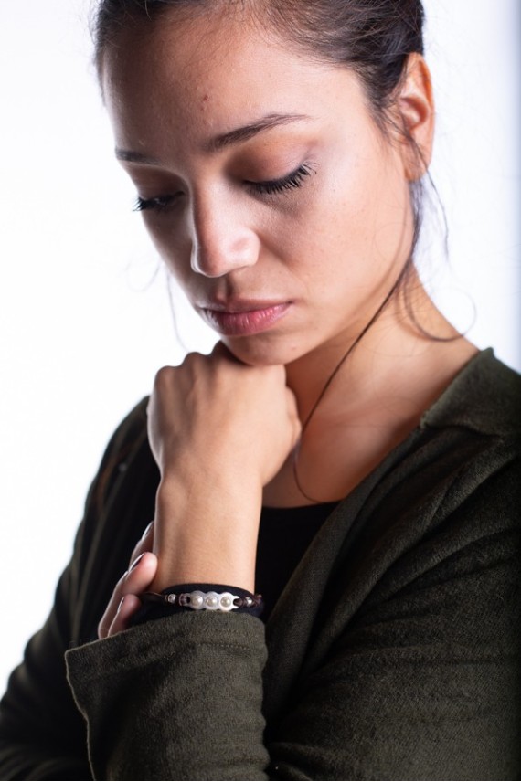 Pulsera cuero Perla simple zamak Tusa