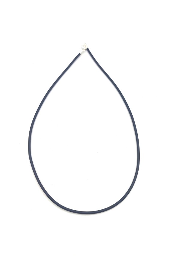 Collar Caucho y Plata Collar Caucho y Plata