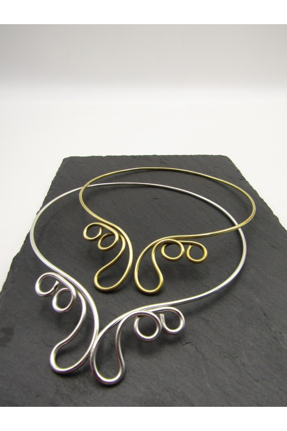 Choker latón Rígido Ondulado