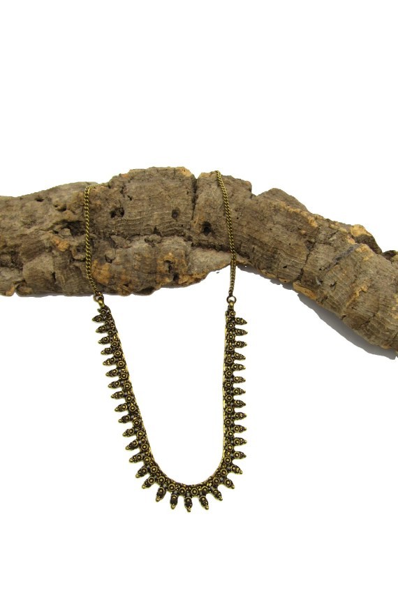 Collar Oro Viejo Bindi Arya House of the dragon