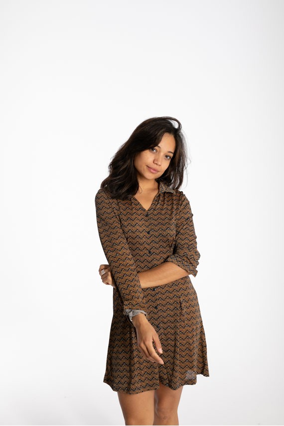 Vestido Geo Cuello uve