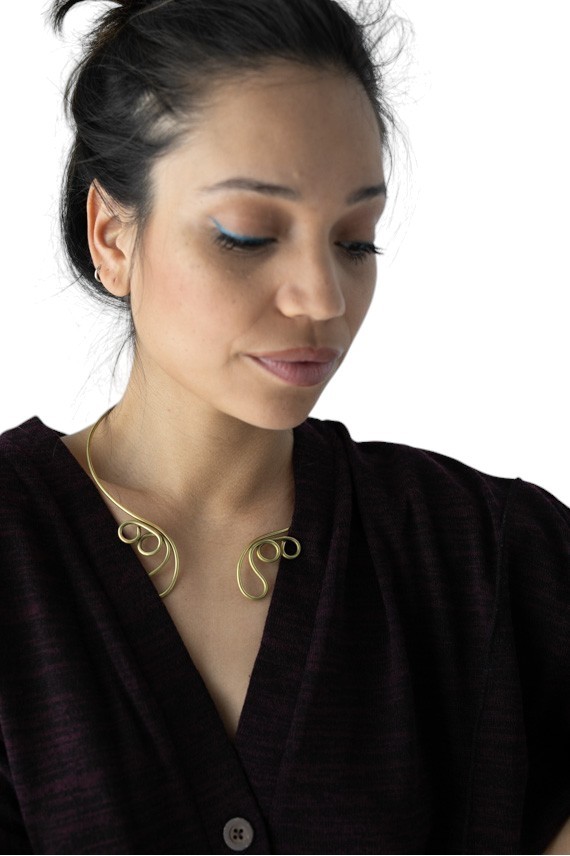 Choker latón Rígido Ondulado