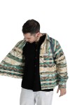 Chaqueta unisex de algodón con estampado navajo y botones de coco, prenda artesanal estilo boho Samarkanda.