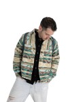 Chaqueta unisex de algodón con estampado navajo y botones de coco, prenda artesanal estilo boho Samarkanda.