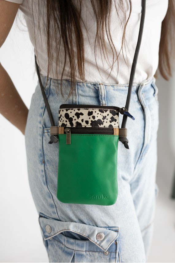 Bolso Lua Crossbody Animal Print by Soruka Bolso Lua Crossbody Animal Print by Soruka
