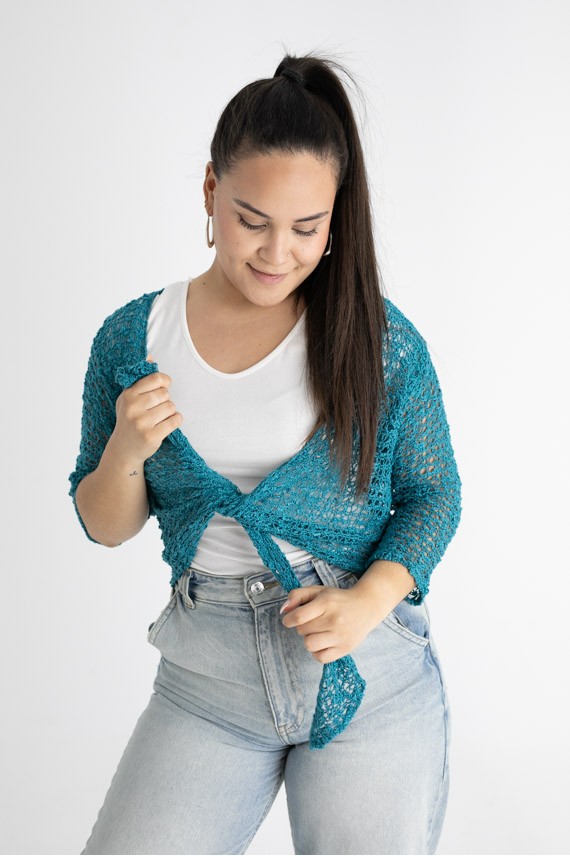 Chaqueta punto en manga larga de redecilla.