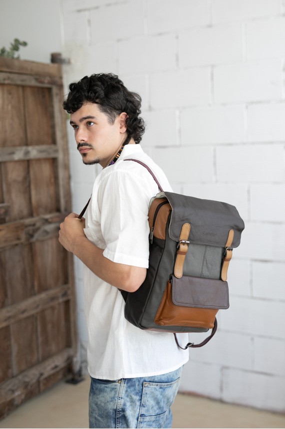 Mochila Max acolchada unisex By Soruka Mochila Max acolchada unisex By Soruka