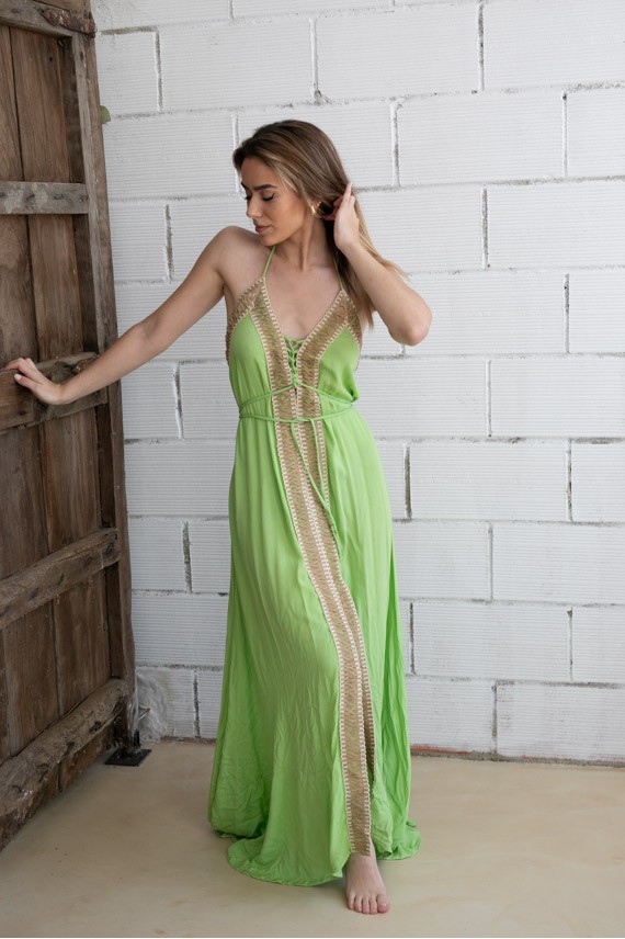 Mujer con Vestido Raye bambula Verde Mujer con Vestido Raye bambula Verde