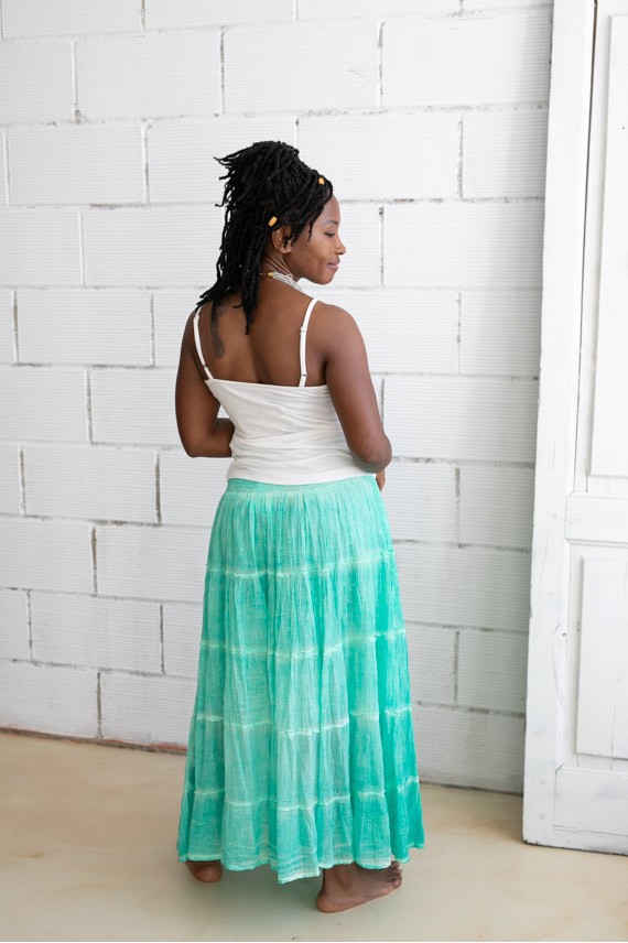 Falda Larga Velo Algodón volante sobretintada