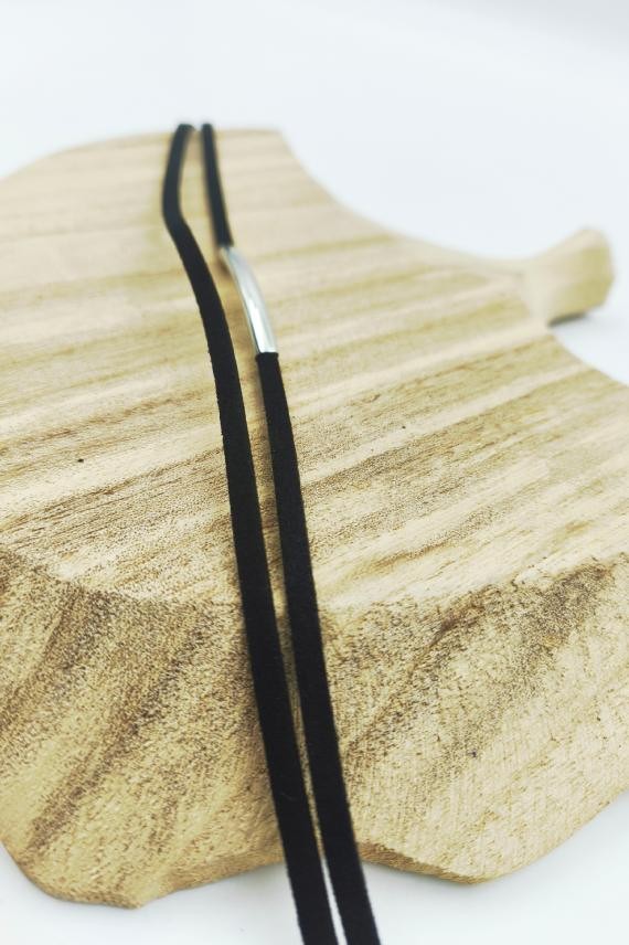 Choker Velvet detalle metálico Choker Velvet detalle metálico