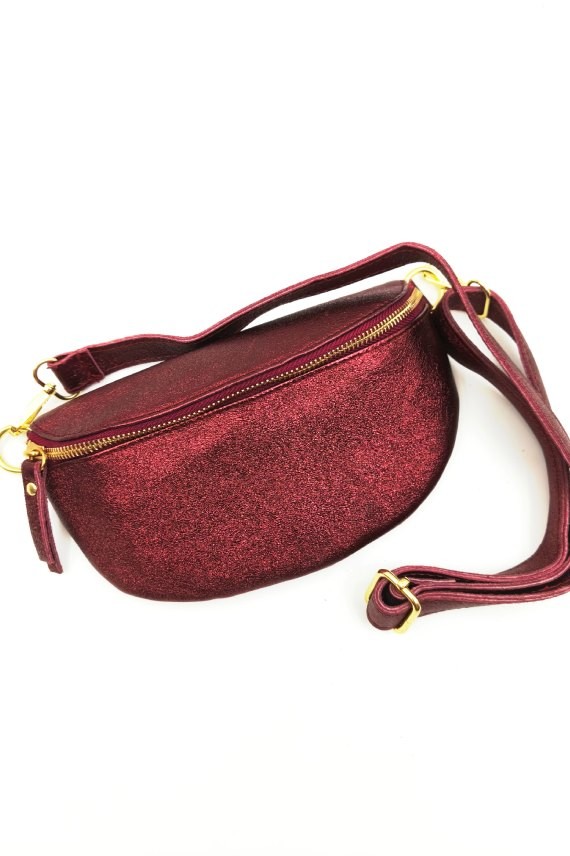 Riñonera de piel con cremallera y correa ajustable Samarkanda Riñonera de piel con cremallera y correa ajustable Samarkanda