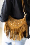 Bolso Tachuelas y Flecos Kila