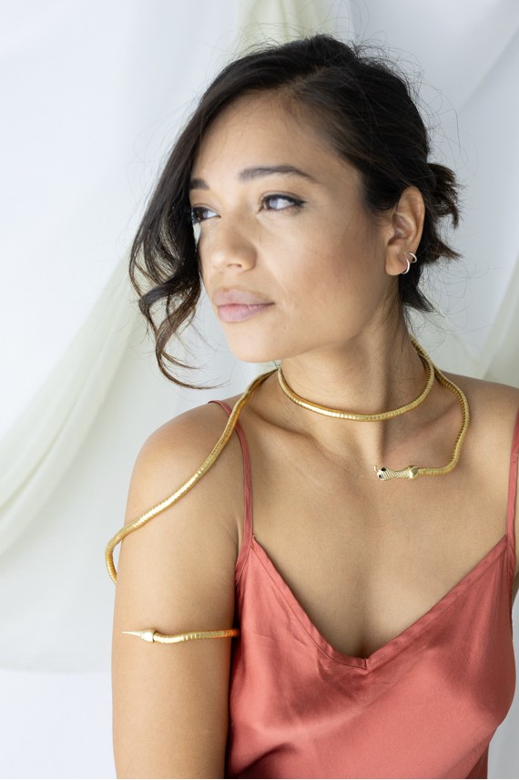 Collar serpent flexible multiposición dorado Collar serpent flexible multiposición dorado