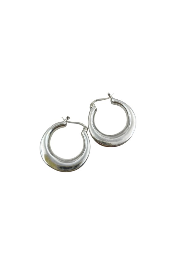 Pendientes aro de plata de ley con diseño hueco y acabado brillante, estilo moderno y elegante, Samarkanda. Pendientes aro de plata de ley con diseño hueco y acabado brillante, estilo moderno y elegante, Samarkanda.