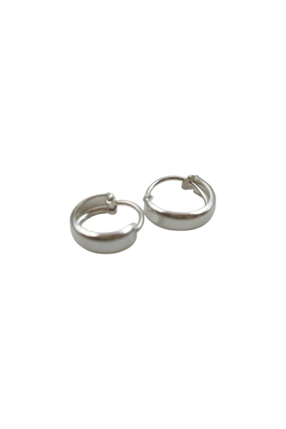 Pendientes aro de plata de ley 925 anchos con acabado brillante, diseño clásico y elegante, Samarkanda. Pendientes aro de plata de ley 925 anchos con acabado brillante, diseño clásico y elegante, Samarkanda.