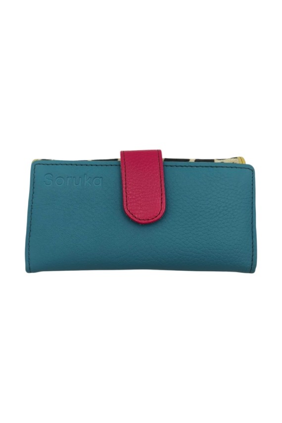 Cartera de piel artesanal con estampado animal print tipo cebra, diseño sostenible de Samarkanda.