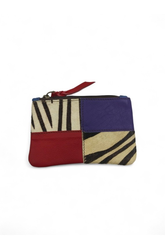 Monederos patchwork de piel reciclada con estampado animal print y colores vivos, diseño artesanal Samarkanda.