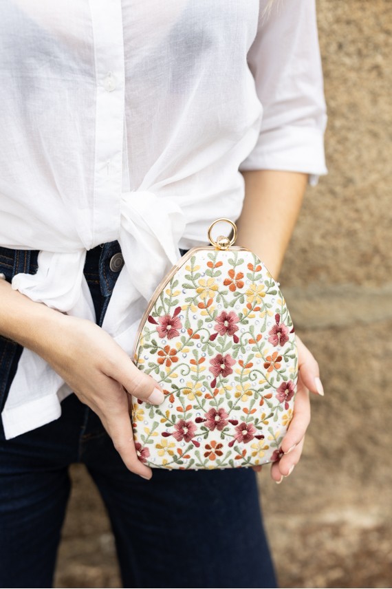 Bolso Fiesta Bordado Floral Rígido