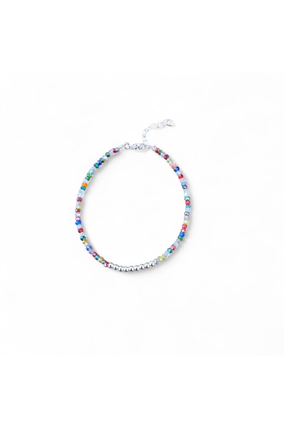 Pulsera en plata de ley con piedras semipreciosas cristalizadas multicolor y bolitas centrales en plata. Pulsera en plata de ley con piedras semipreciosas cristalizadas multicolor y bolitas centrales en plata.