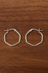 Pendientes aro de plata de ley 925 con forma hexagonal de 20mm, joya artesanal boho chic Samarkanda. Pendientes aro de plata de ley 925 con forma hexagonal de 20mm, joya artesanal boho chic Samarkanda.