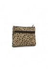 Monedero artesanal de piel reciclada con estampado de topitos y doble cremallera, marca Soruka.