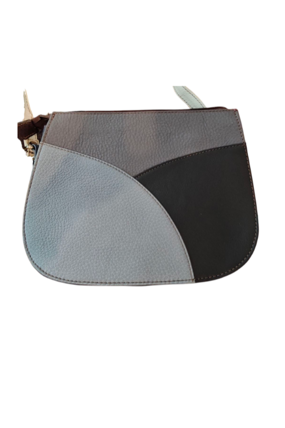 Bolso April Piel Reversible Crossbody by Soruka