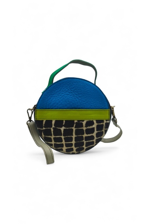 "Bolso Hera redondo de piel sostenible Soruka con diseño patch de colores y animal print, Samarkanda."