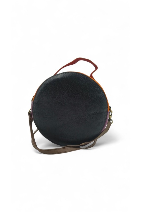 "Bolso Hera redondo multicolor de piel sostenible Soruka con tonos camel, rojo, azul y naranja,