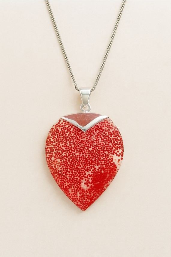 "Colgante de concha coral roja en forma de corazón con plata 925, joya artesanal Samarkanda. No incluye cadena."