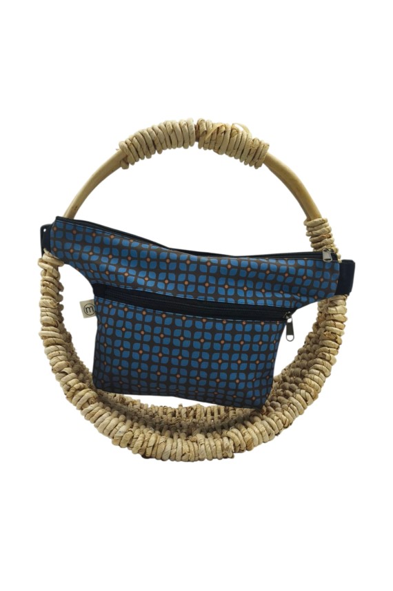 Riñonera de tela con estampado de cuadros y doble cremallera, diseño moderno y práctico.