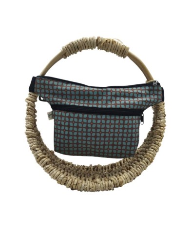 Riñonera de tela con estampado de cuadros y doble cremallera, diseño moderno y práctico.