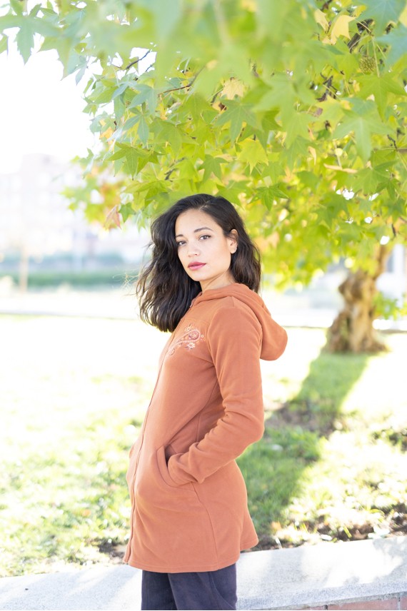 Chaqueta Polar Flor Bindi Bordada