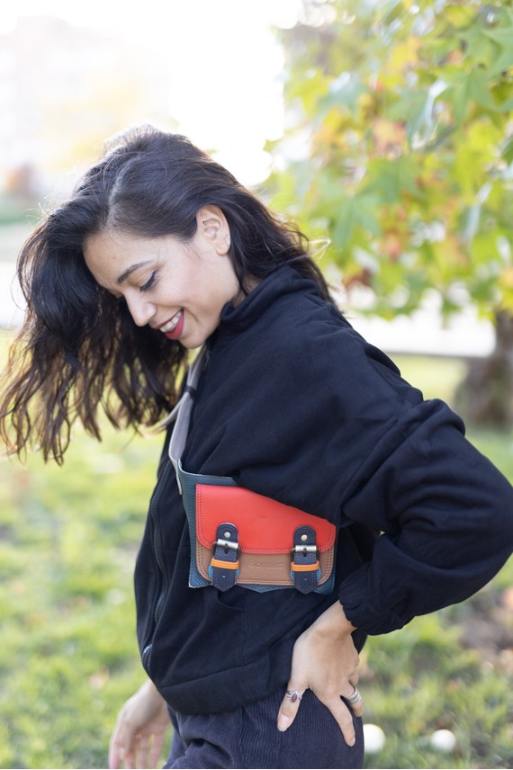 Riñonera Alexis Roja, Marrón y Azul Marino  by Soruka