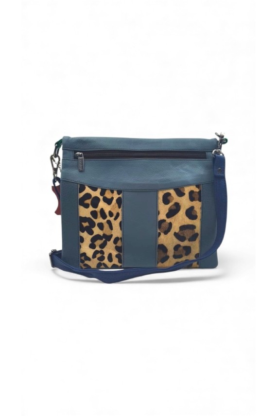 bolso reversible multicolor con diferentes combinaciones de colores y estampados.