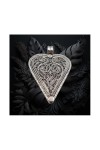 Colgante corazón artesanal en plata de ley 925 con acabado antiguo y filigrana hecha a mano.