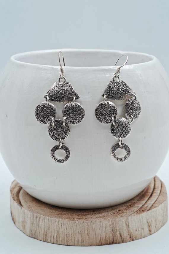 Pendientes geométricos articulados en plata de ley tallados a mano en India, joya artesanal Samarkanda.