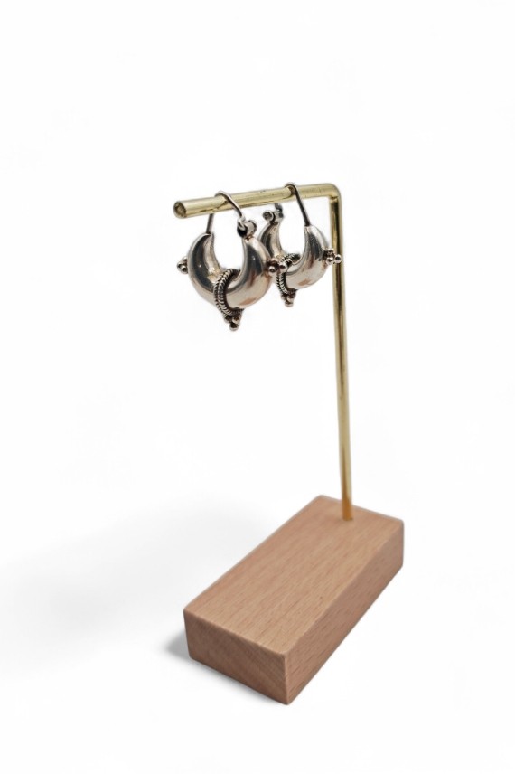 Pendientes de aro gitano en plata de ley con cierre africano y racimos, joya artesanal hecha a mano en India Samarkanda.