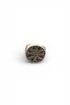 Anillo de plata de ley unisex con símbolo Vegvísir en relieve y acabado envejecido, joya artesanal Samarkanda.
