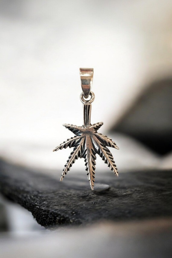 Colgante Hoja de María Plata